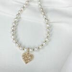 Upinių perlų vėrinys su didesne širdele