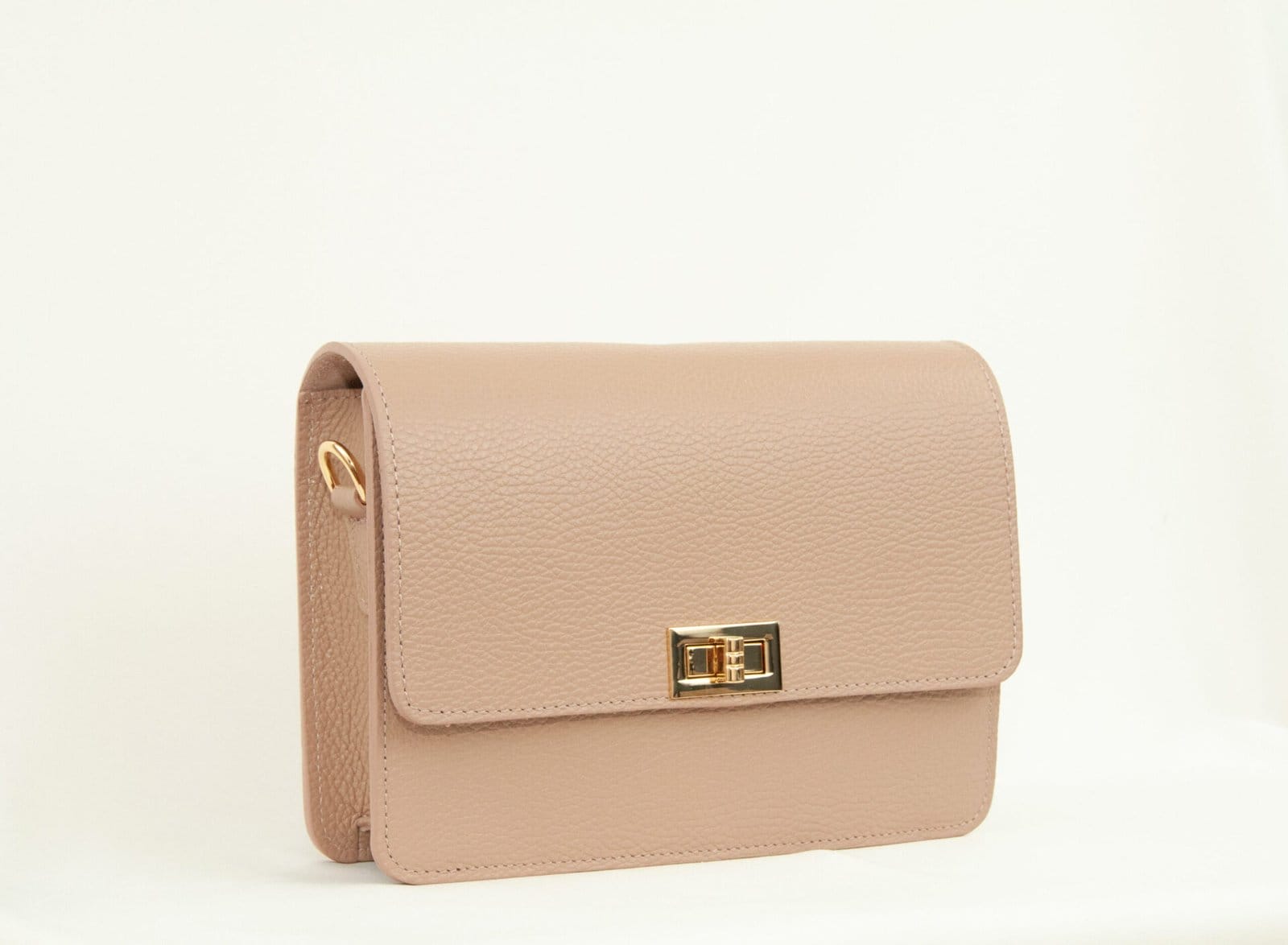 Odinė rankinė PELLE